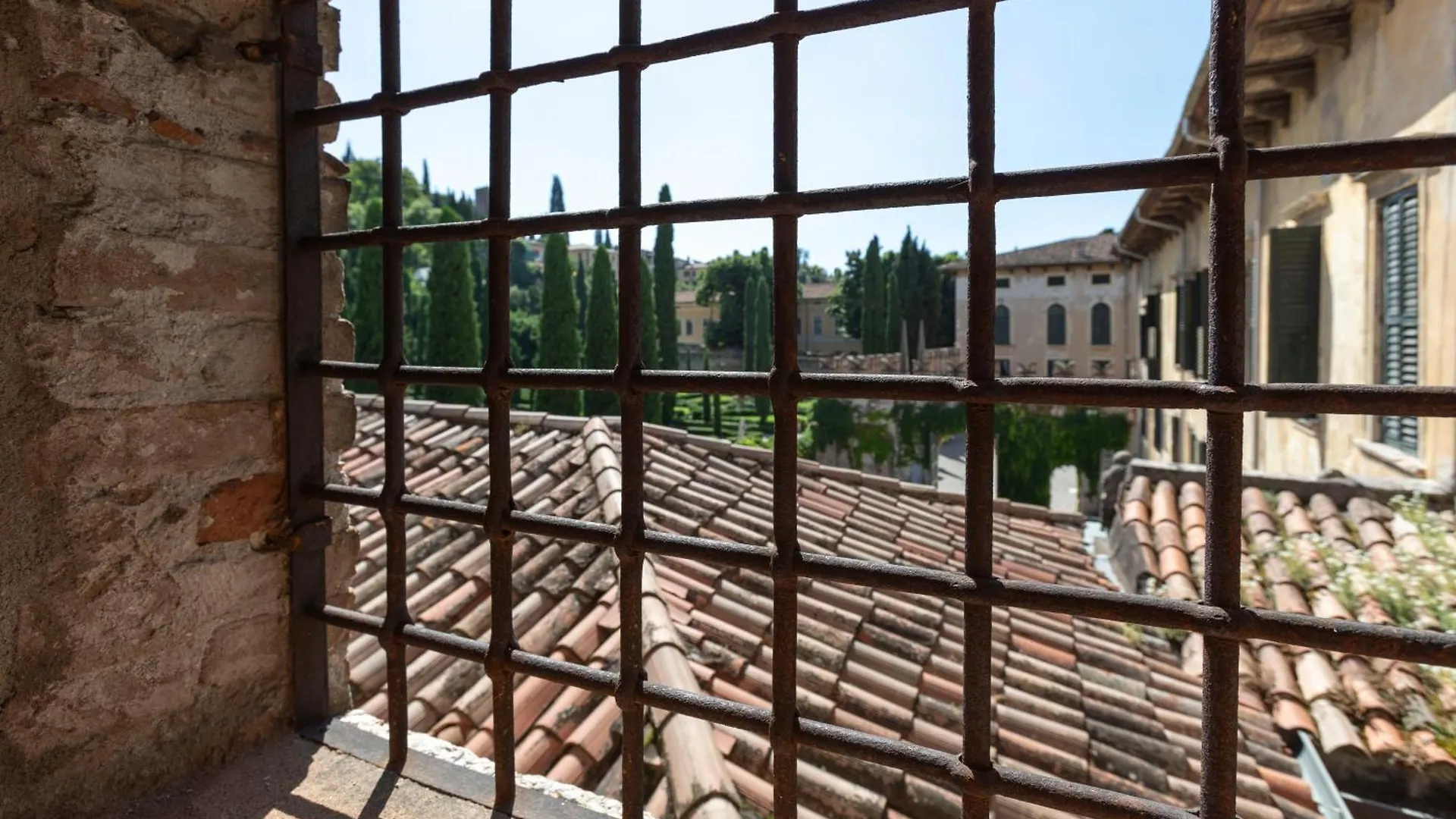 Apartment Giardino Giusti Home Verona Italy